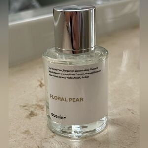 Almost new - Dossier Floral Pear Scent Spray